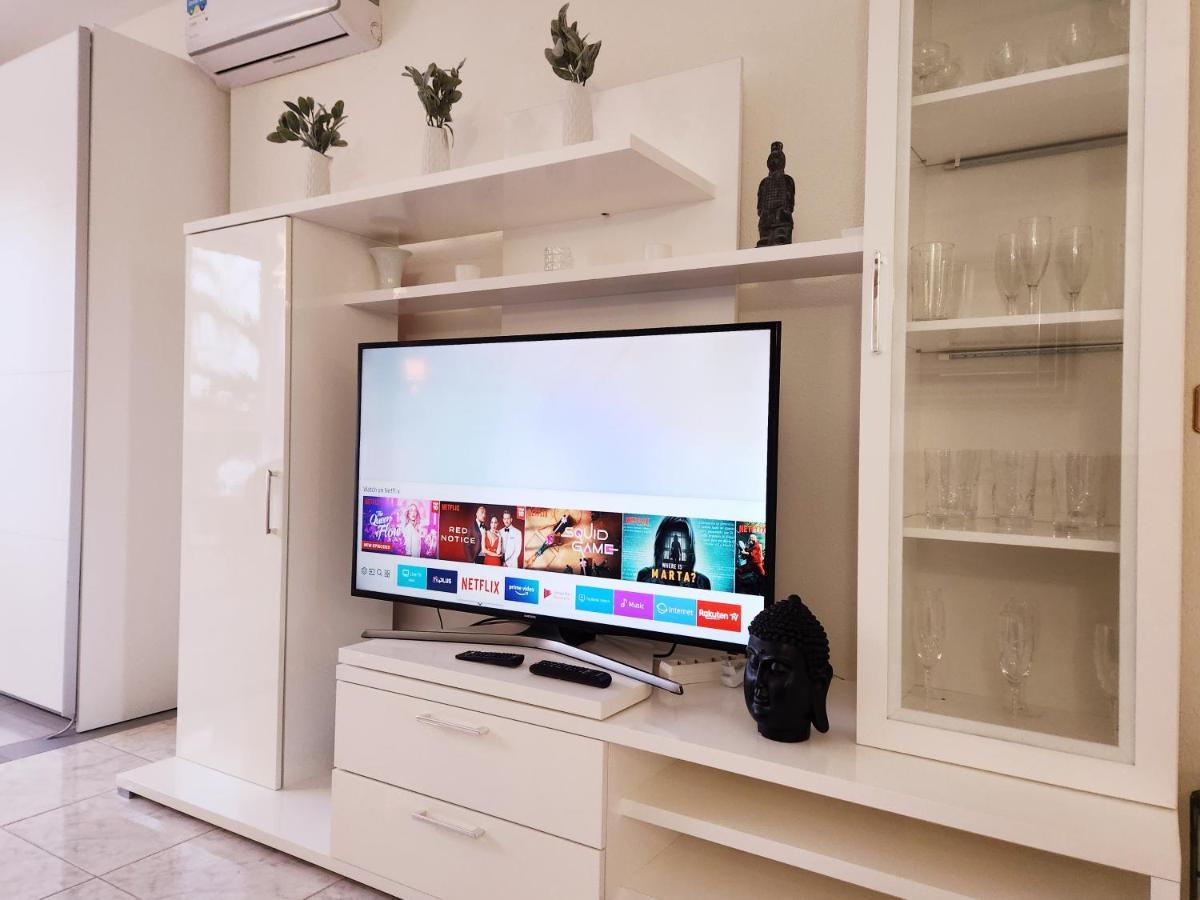 Yumbo Queen Apartment ซานบาร์โตโลเม ภายนอก รูปภาพ